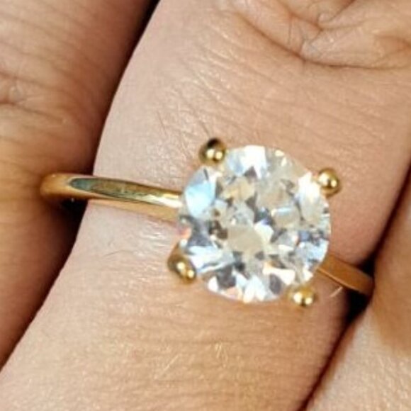 18BK HGE Gold Solitaire Ring With Clear Gemstone Size  7/8 - Picture 1 of 7